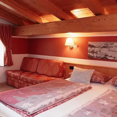Garni Rin Da Rin Hotel 3*